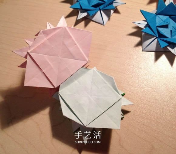 立体组合刺球的折法 带刺花球的折纸图解(图26)