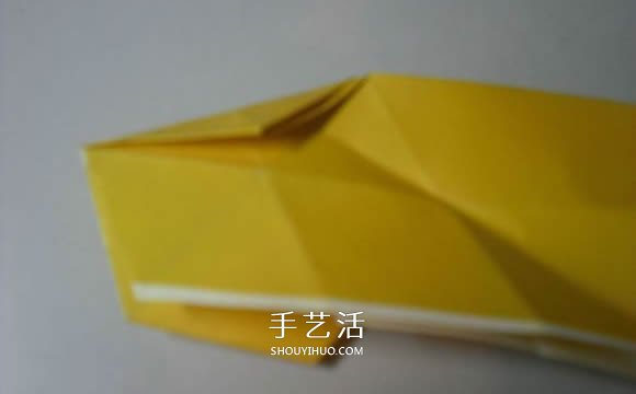 纸币勋章怎么折图解 手工折纸勋章的方法(图25)