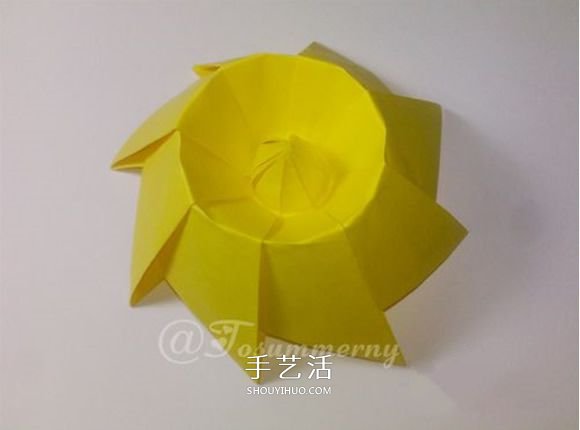 冬日里的暖阳！手工折纸立体太阳的折法图解(图17)