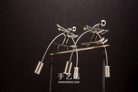 两端重量不同又如何！他亲手打造动态平衡摆件(图5)