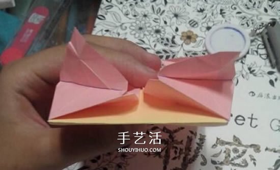 爱心相框怎么折图解 带心形四方相框的折法(图48)