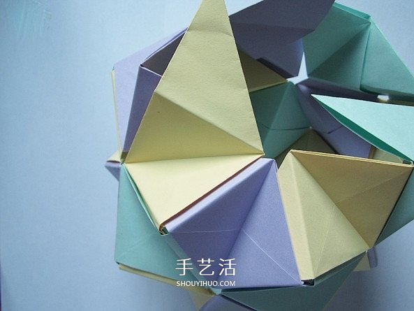 纸花球的叠法详细教程 手工折纸花球过程图(图36)