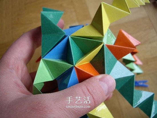 纸球的折法步骤图片 折纸彩球的详细步骤图(图11)