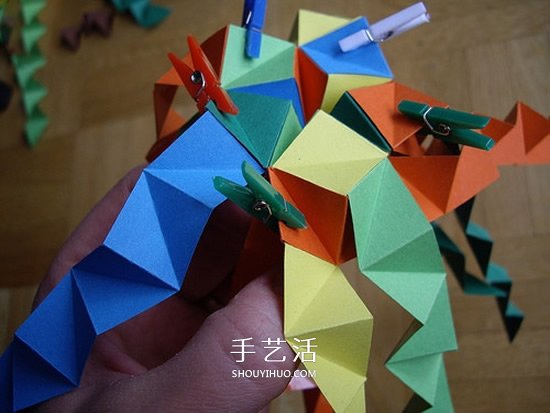 纸球的折法步骤图片 折纸彩球的详细步骤图(图15)