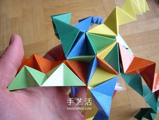 纸球的折法步骤图片 折纸彩球的详细步骤图(图12)