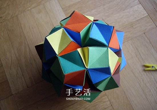 纸球的折法步骤图片 折纸彩球的详细步骤图(图40)