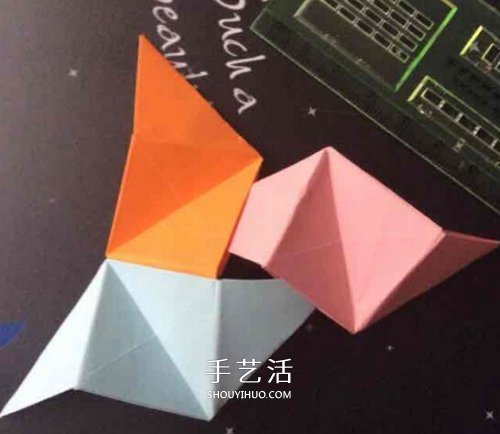立体纸花球的折法图解 怎么折纸立体花球步骤(图22)