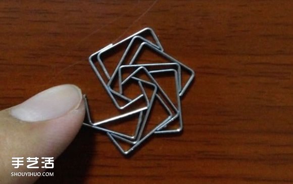 订书钉玫瑰花制作图解 用订书钉做玫瑰的步骤(图15)