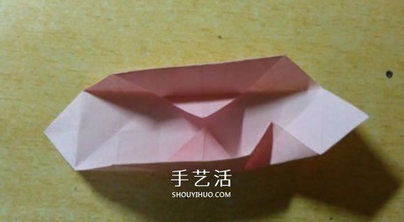 镂空纸花球怎么折图解 简单手工花球的折法(图6)