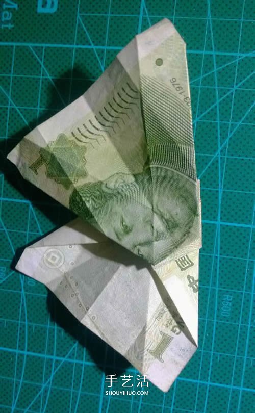 六角徽章的折法图解 一元纸币折纸六角徽章(图11)