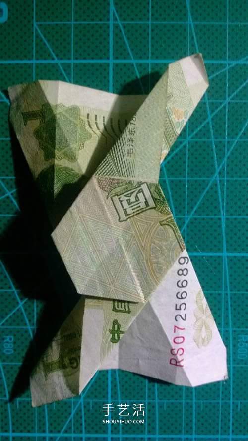 六角徽章的折法图解 一元纸币折纸六角徽章(图15)