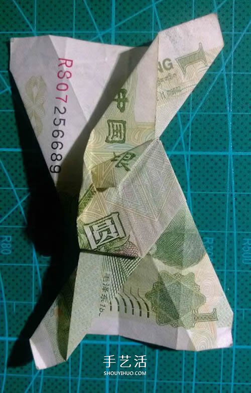 六角徽章的折法图解 一元纸币折纸六角徽章(图16)