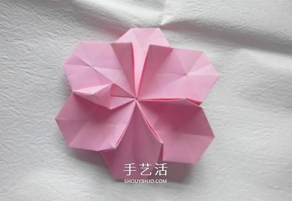 漂亮草帽子的折法图解 折纸花草帽的方法步骤(图19)