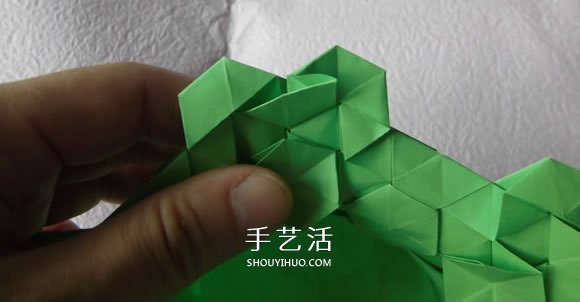 漂亮草帽子的折法图解 折纸花草帽的方法步骤(图30)