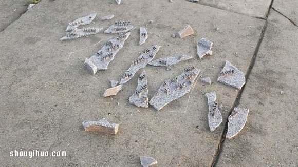 电玩宅超强自制求职履历，想看先打破石碑吧(图6)