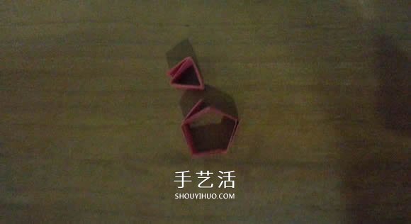 手工折纸Snapology球 用纸条折球体步骤图解(图20)