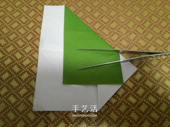 圣诞老人折纸步骤图解 纸折圣诞老人怎么折(图9)