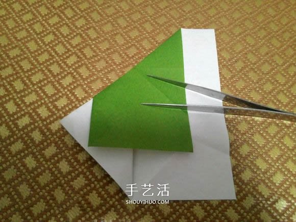 圣诞老人折纸步骤图解 纸折圣诞老人怎么折(图11)