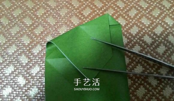 圣诞老人折纸步骤图解 纸折圣诞老人怎么折(图20)