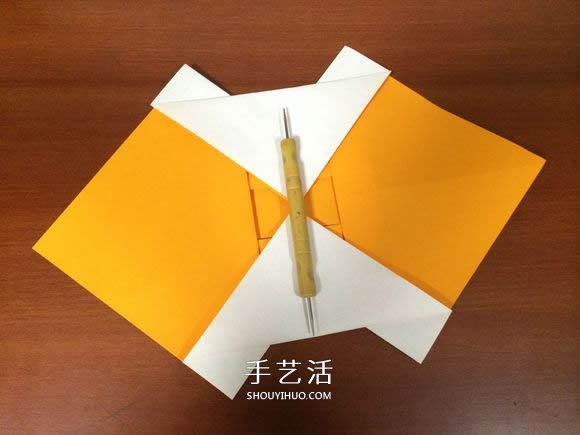 复杂立体跑车的折法 详细折纸跑车图解步骤(图25)