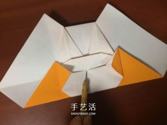 复杂立体跑车的折法 详细折纸跑车图解步骤(图28)