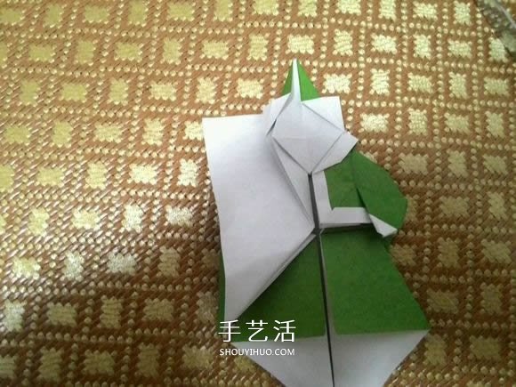 圣诞老人折纸步骤图解 纸折圣诞老人怎么折(图55)