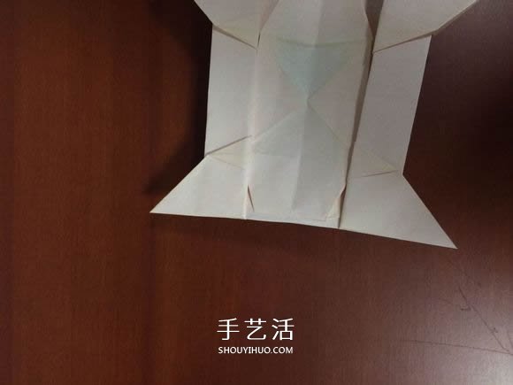 复杂立体跑车的折法 详细折纸跑车图解步骤(图39)