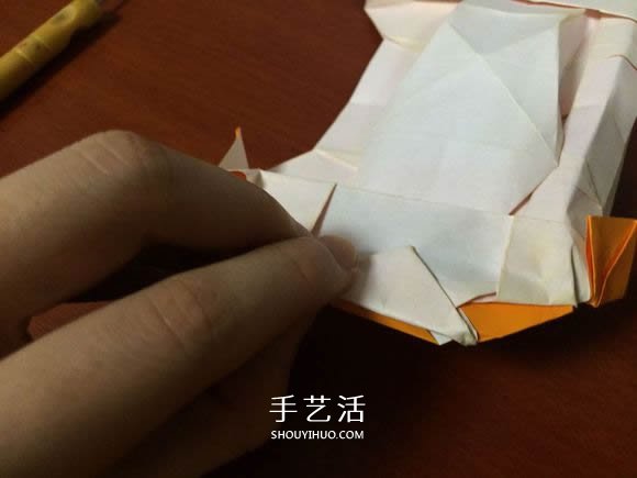 复杂立体跑车的折法 详细折纸跑车图解步骤(图89)