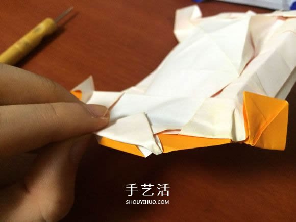 复杂立体跑车的折法 详细折纸跑车图解步骤(图90)