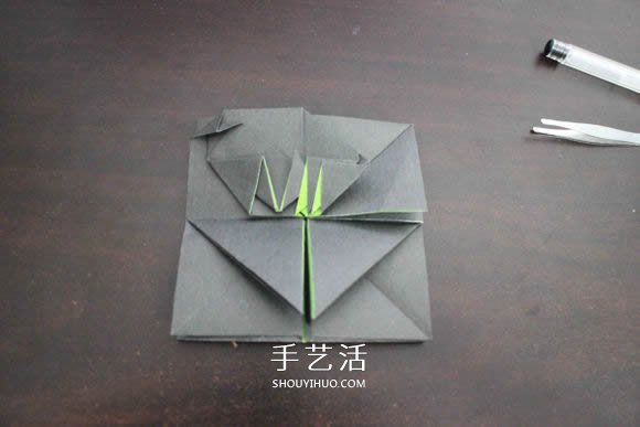 耐克标志的折纸方法 怎么折NIKE标志的图解(图25)