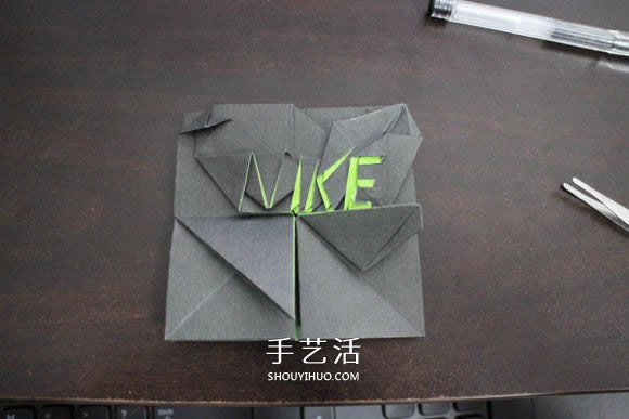 耐克标志的折纸方法 怎么折NIKE标志的图解(图33)