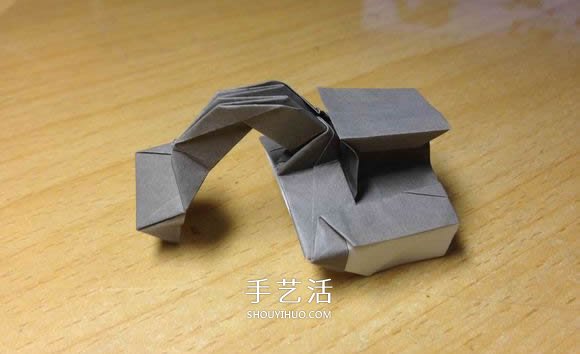 挖土机的折纸方法图解 手工挖掘机的折法过程(图84)