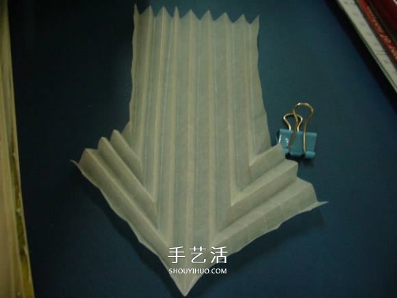 龙头戒指的折纸方法 手工折纸龙头戒图解教程(图5)