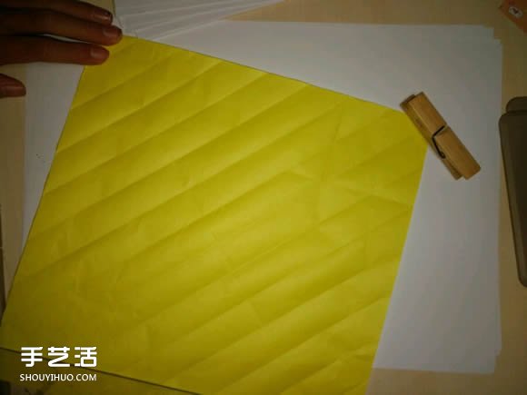 折纸元宵的折法图解教程 包括盛元宵的勺子(图3)