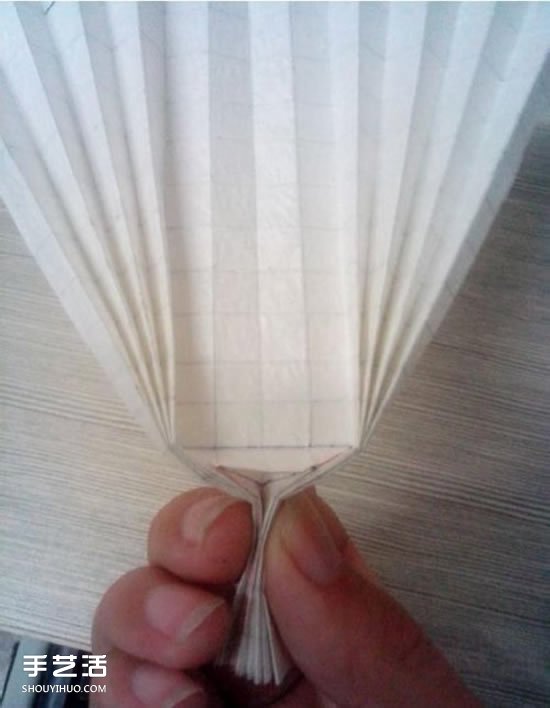 美丽天使的折纸方法 手工折叠立体天使图解(图25)