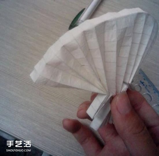 美丽天使的折纸方法 手工折叠立体天使图解(图33)
