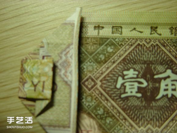 纸币折纸照相机图解 美金折相机的折法详解(图30)