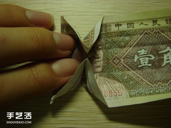 纸币折纸照相机图解 美金折相机的折法详解(图31)