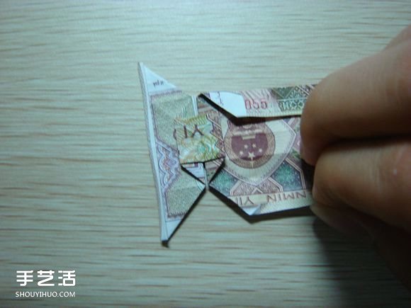 纸币折纸照相机图解 美金折相机的折法详解(图38)