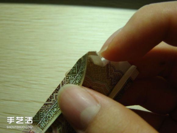 纸币折纸照相机图解 美金折相机的折法详解(图43)