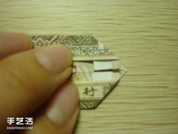 纸币折纸照相机图解 美金折相机的折法详解(图45)