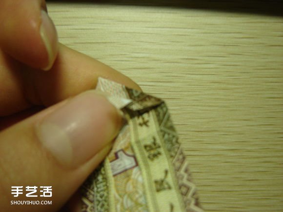纸币折纸照相机图解 美金折相机的折法详解(图61)