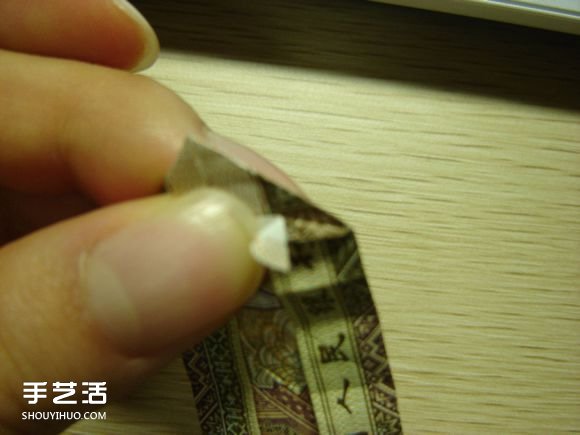 纸币折纸照相机图解 美金折相机的折法详解(图63)