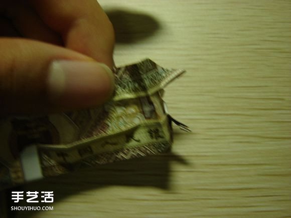 纸币折纸照相机图解 美金折相机的折法详解(图71)