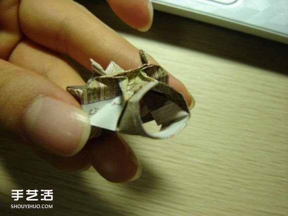 纸币折纸照相机图解 美金折相机的折法详解(图78)