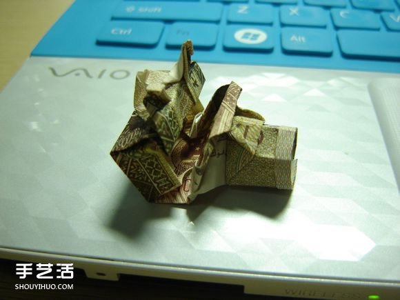 纸币折纸照相机图解 美金折相机的折法详解(图84)