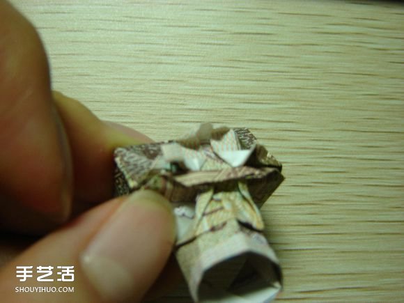 纸币折纸照相机图解 美金折相机的折法详解(图82)