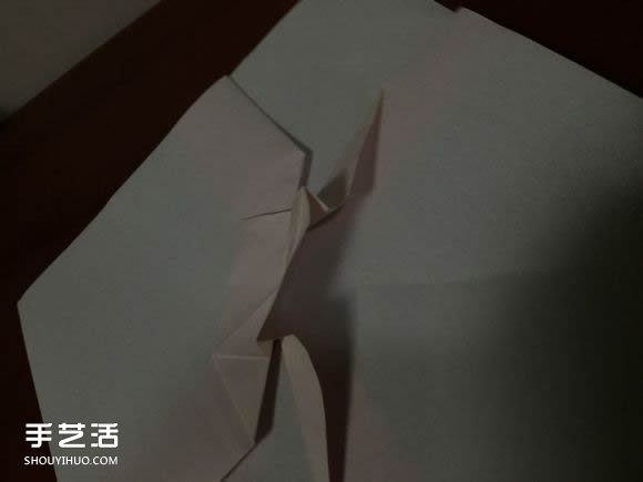 怎么折跑车的教程 手工跑车折纸方法图解(图21)