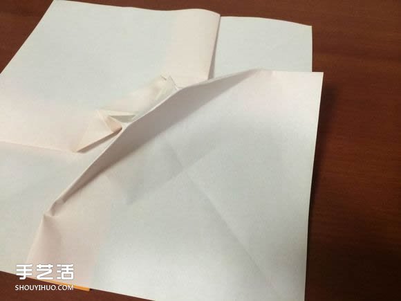 怎么折跑车的教程 手工跑车折纸方法图解(图24)