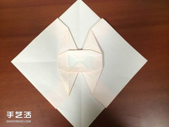 怎么折跑车的教程 手工跑车折纸方法图解(图27)